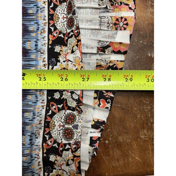 Women’s XL Abstract Floral Rhinestone Skull Embellished Tunic Top Whimsy Artsy - Picture 8 of 13